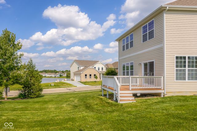 6972 Pinnacle Drive, Columbus, IN 47201