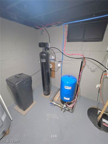 3698 Buena Vista Drive, Hubbard, OH 44425