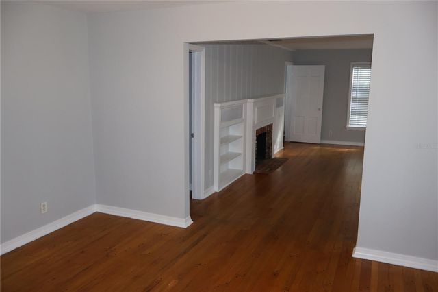 3017 W EUCLID AVENUE, Tampa, FL 33629