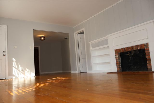 3017 W EUCLID AVENUE, Tampa, FL 33629