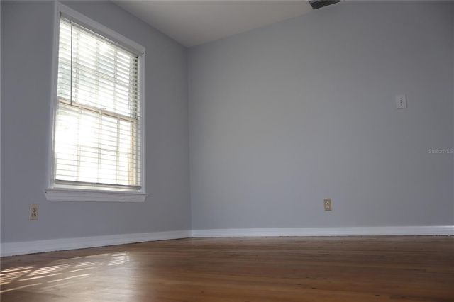 3017 W EUCLID AVENUE, Tampa, FL 33629