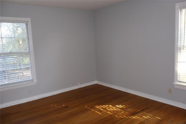 3017 W EUCLID AVENUE, Tampa, FL 33629