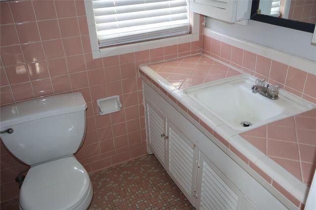 3017 W EUCLID AVENUE, Tampa, FL 33629