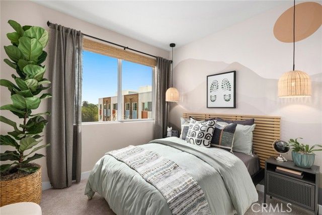 1814 E. 1st Street 320, Santa Ana, CA 92705