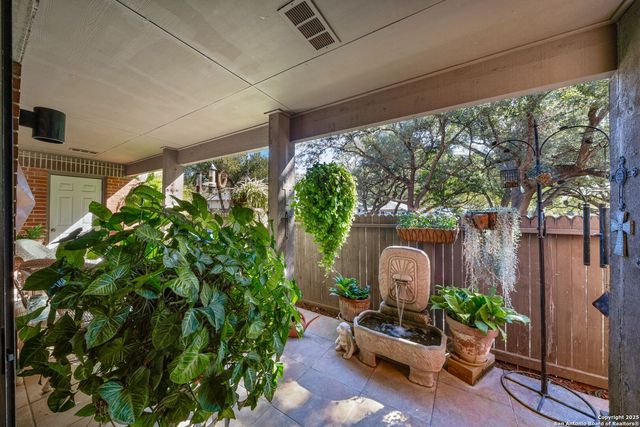 7930 Roanoke Run Apt 1111, San Antonio, TX 78240