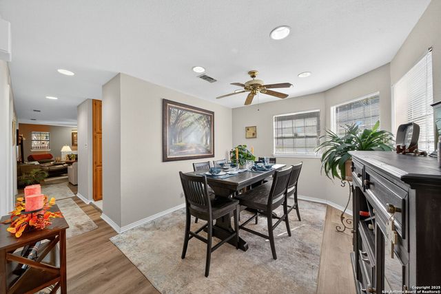 7930 Roanoke Run Apt 1111, San Antonio, TX 78240