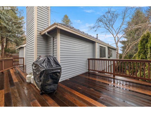 464 LIVINGOOD Ln, Lake Oswego, OR 97034