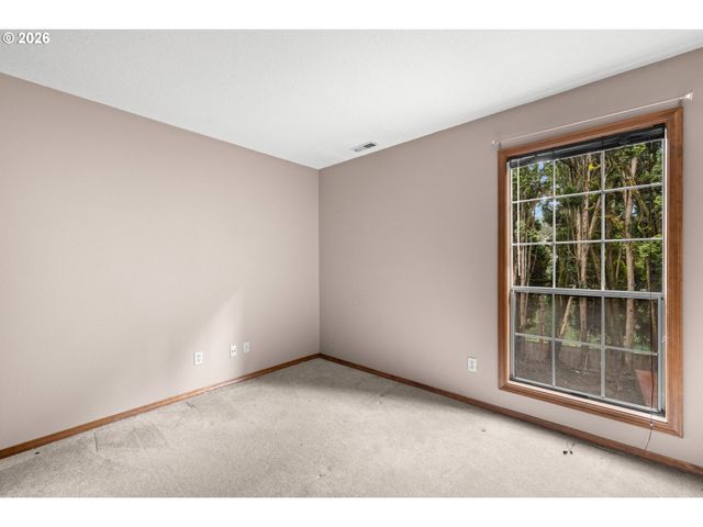 464 LIVINGOOD Ln, Lake Oswego, OR 97034
