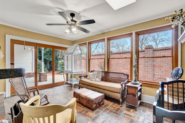 522 Cleveland Street, Greenville, SC 29601