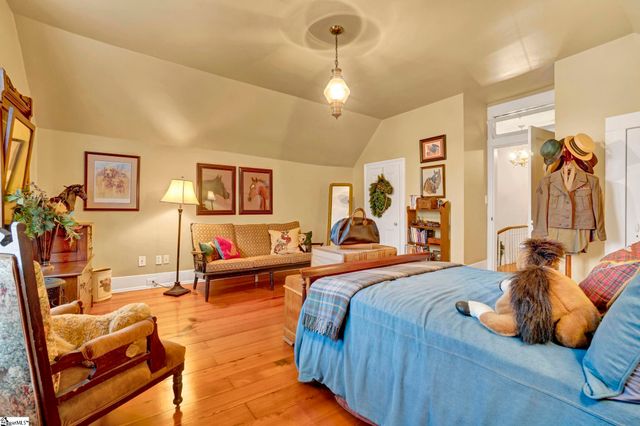 522 Cleveland Street, Greenville, SC 29601