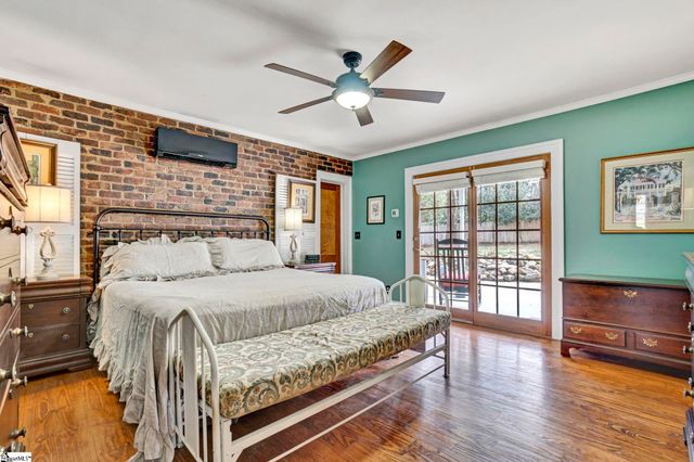 522 Cleveland Street, Greenville, SC 29601