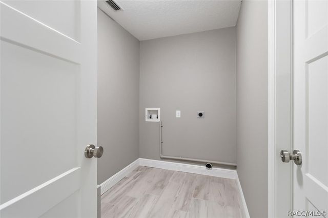 2453 N Lakefront Drive, Hernando, FL 34442