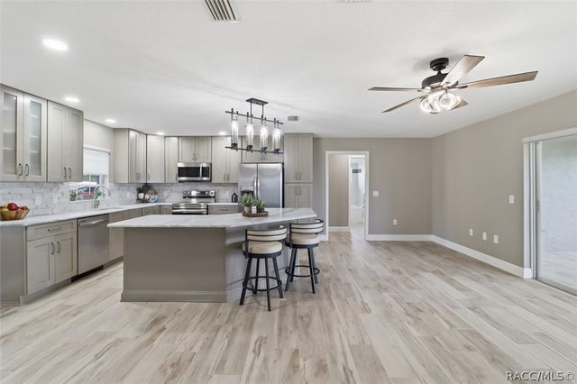 2453 N Lakefront Drive, Hernando, FL 34442