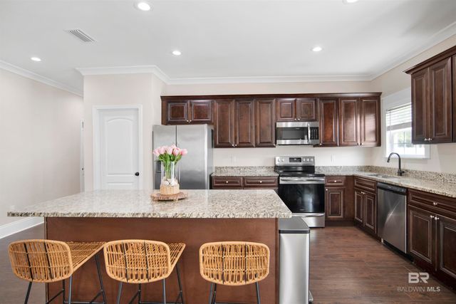 1066 Pinemont Drive, Mobile, AL 36609