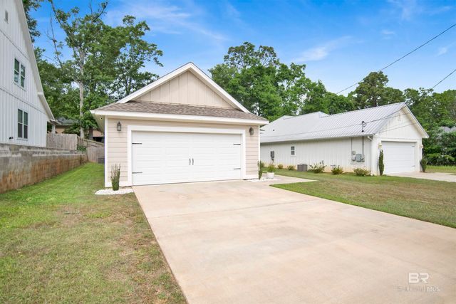 1066 Pinemont Drive, Mobile, AL 36609