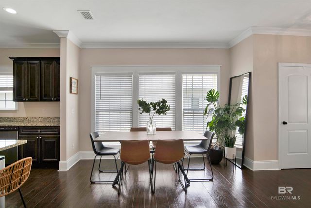 1066 Pinemont Drive, Mobile, AL 36609