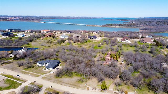 1019 Lighthouse Court, Grand Prairie, TX 75104