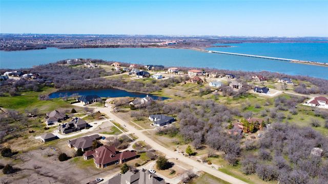 1019 Lighthouse Court, Grand Prairie, TX 75104