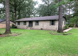 500 E Bobbies Circle, Star City, AR 71667