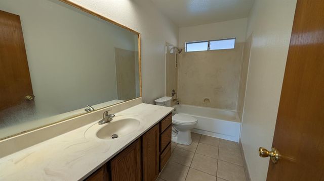 1637 Princeton Avenue, Madera, CA 93637