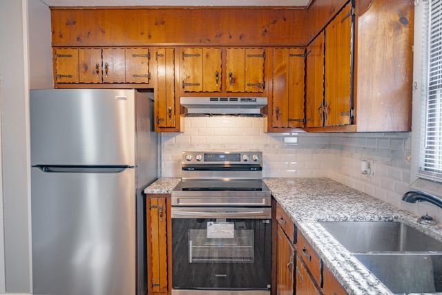 416 Regal Drive, Tunnel Hill, GA 30755