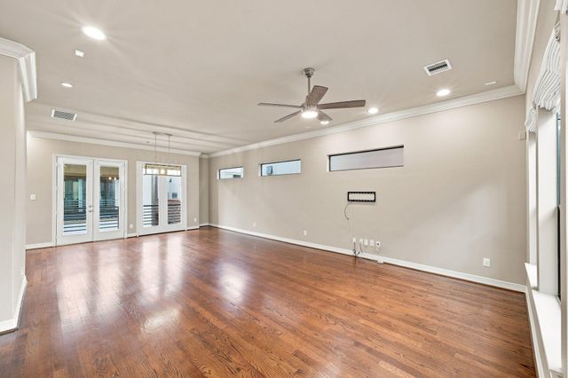 2422 Langston Street, Houston, TX 77007