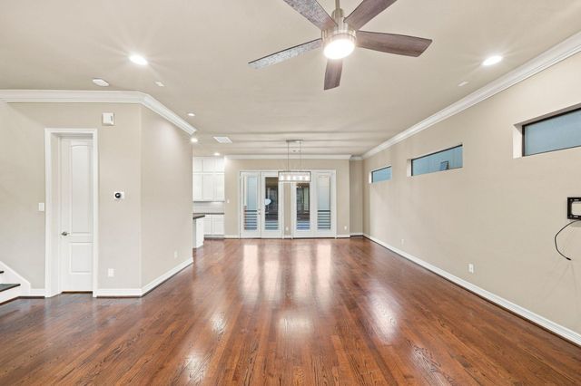 2422 Langston Street, Houston, TX 77007