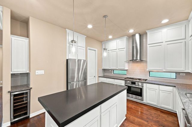 2422 Langston Street, Houston, TX 77007