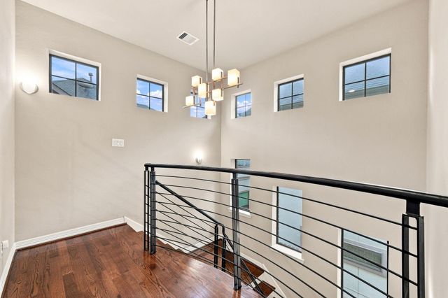 2422 Langston Street, Houston, TX 77007