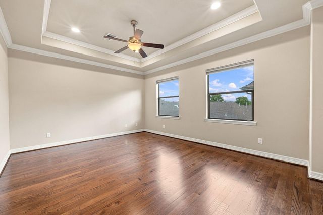 2422 Langston Street, Houston, TX 77007