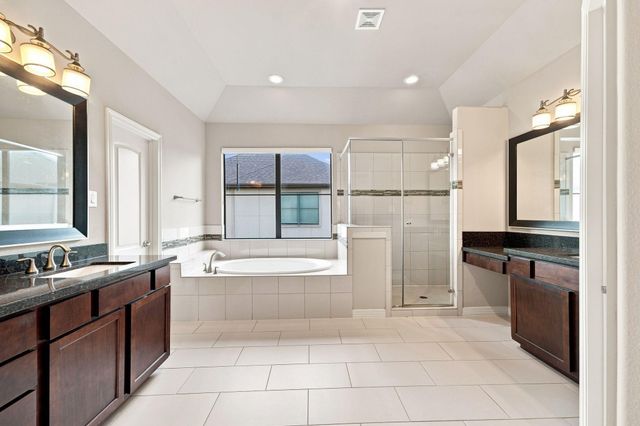 2422 Langston Street, Houston, TX 77007