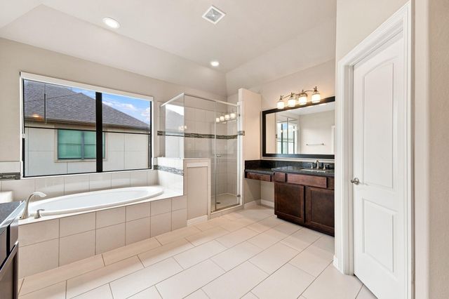2422 Langston Street, Houston, TX 77007