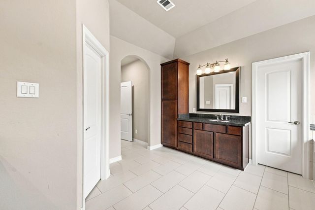 2422 Langston Street, Houston, TX 77007