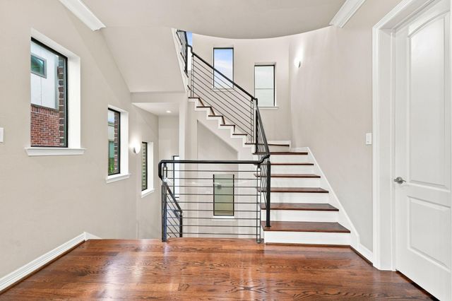 2422 Langston Street, Houston, TX 77007