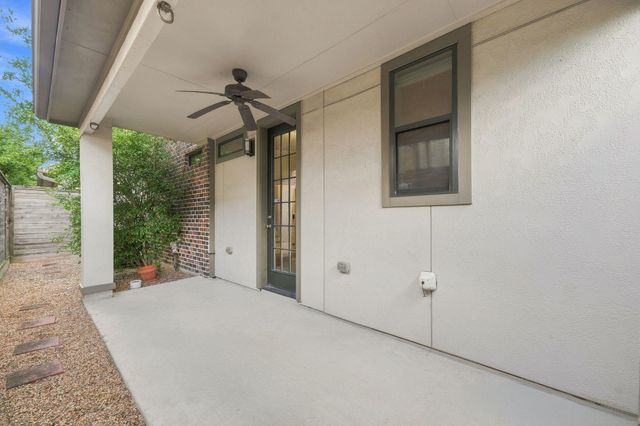2422 Langston Street, Houston, TX 77007