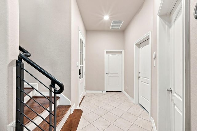 2422 Langston Street, Houston, TX 77007
