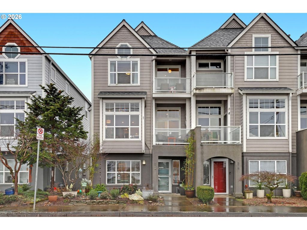 524 Ne BRIDGETON Rd, Portland, OR 97211