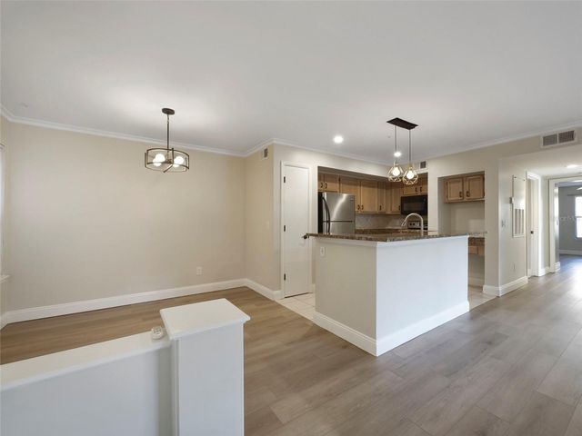 486 N PIN OAK PLACE 112, Longwood, FL 32779