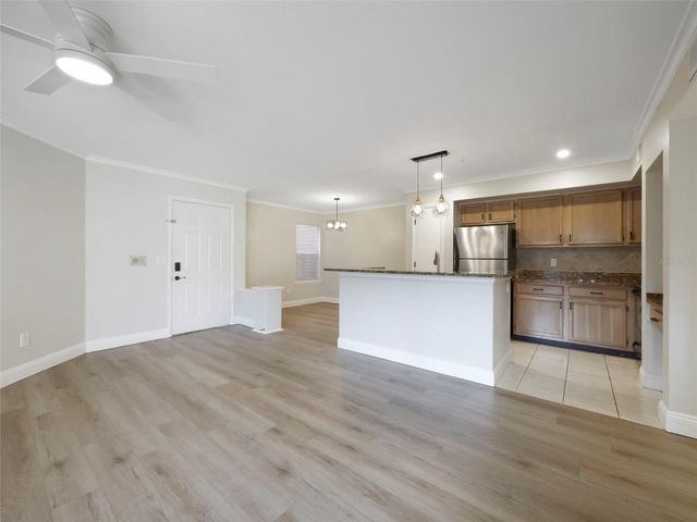 486 N PIN OAK PLACE 112, Longwood, FL 32779