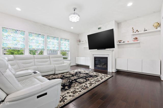 220 Leyton Lane, Cary, NC 27519