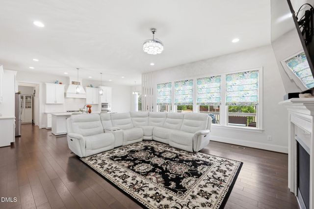 220 Leyton Lane, Cary, NC 27519