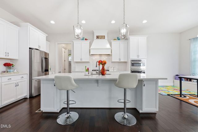 220 Leyton Lane, Cary, NC 27519