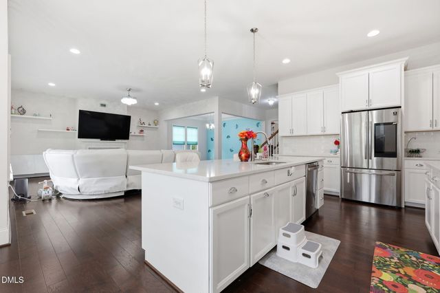 220 Leyton Lane, Cary, NC 27519