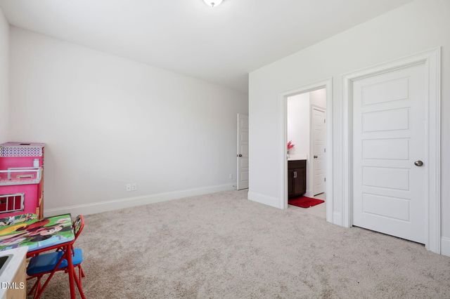 220 Leyton Lane, Cary, NC 27519