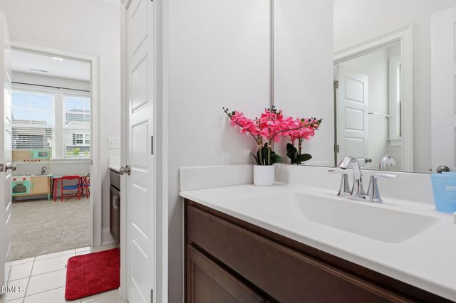 220 Leyton Lane, Cary, NC 27519