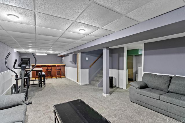 19510 Stafford Street, Clinton Charter Township, MI 48035