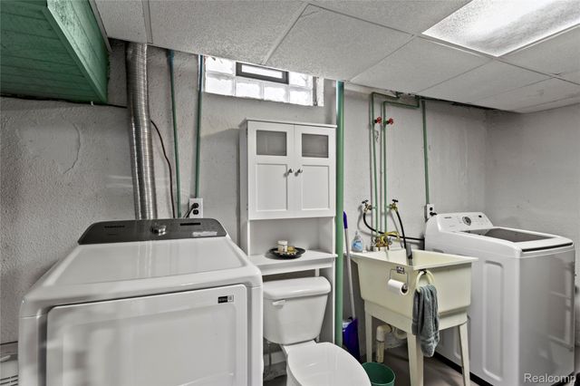 19510 Stafford Street, Clinton Charter Township, MI 48035