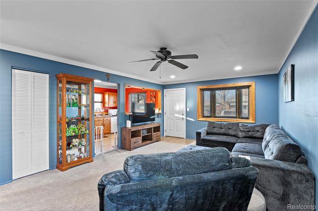 19510 Stafford Street, Clinton Charter Township, MI 48035