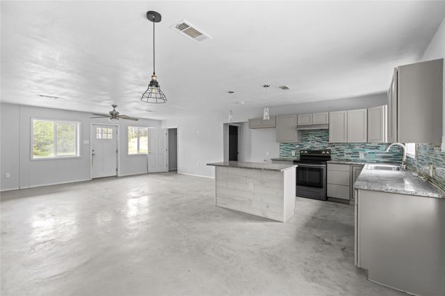 1229 Country Rd 3105, Bonham, TX 75418