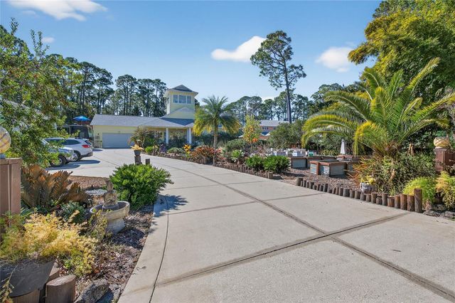 615 ART CENTER AVENUE, New Smyrna Beach, FL 32168